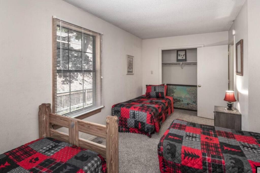 Coronado, Cabin at Ruidoso, with Forest View Exterior foto