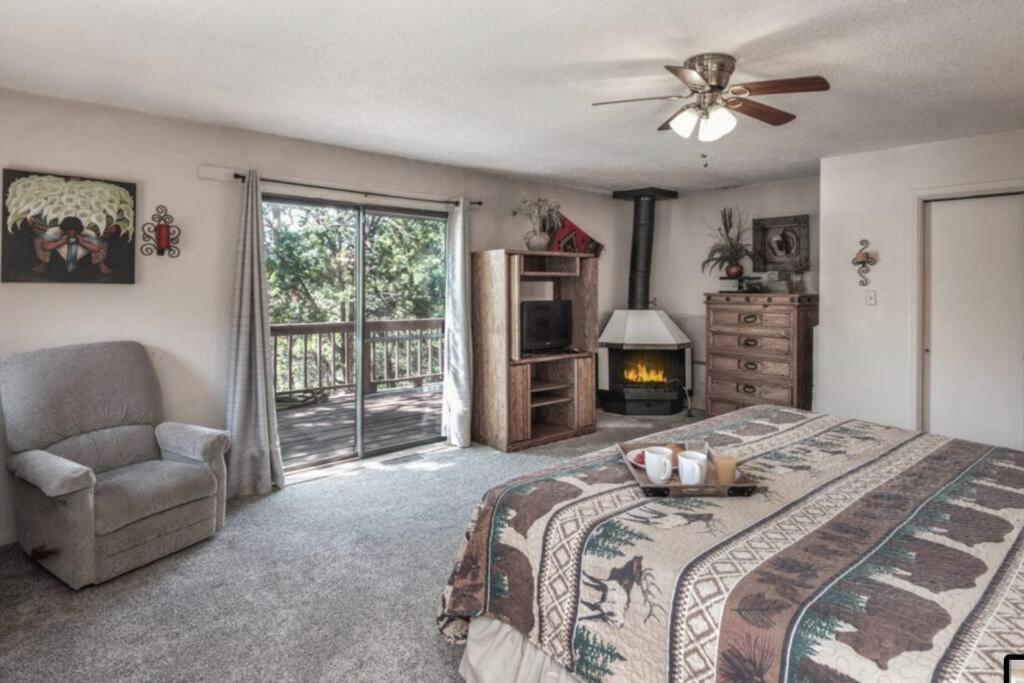 Coronado, Cabin at Ruidoso, with Forest View Exterior foto