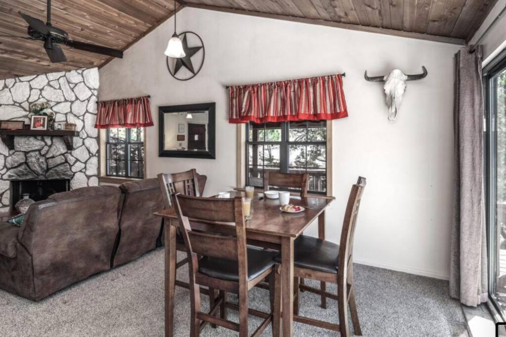 Coronado, Cabin at Ruidoso, with Forest View Exterior foto